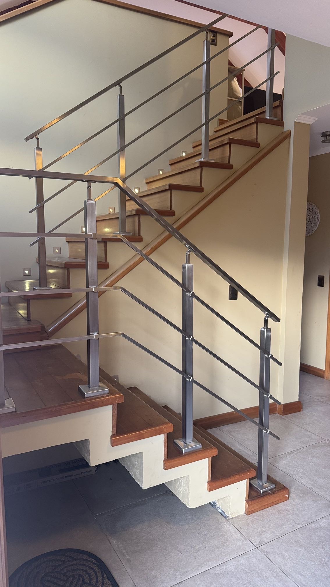 BARANDA CON TUBO CUADRADO INOXLINE